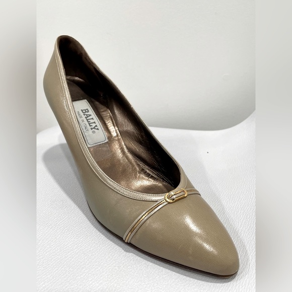 Vintage Bally Heels - Picture 6 of 9